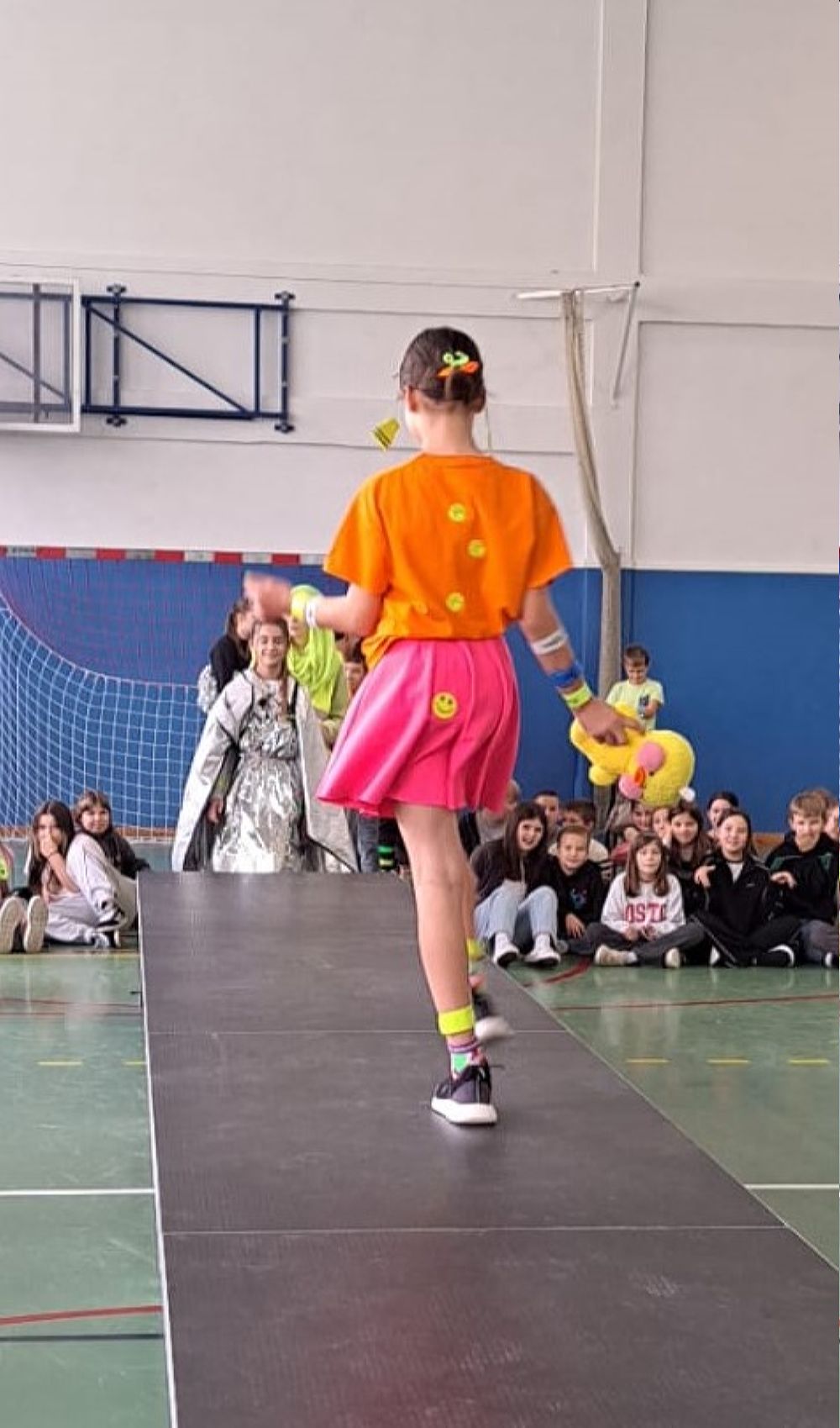 Odblaskowy pokaz mody (11)