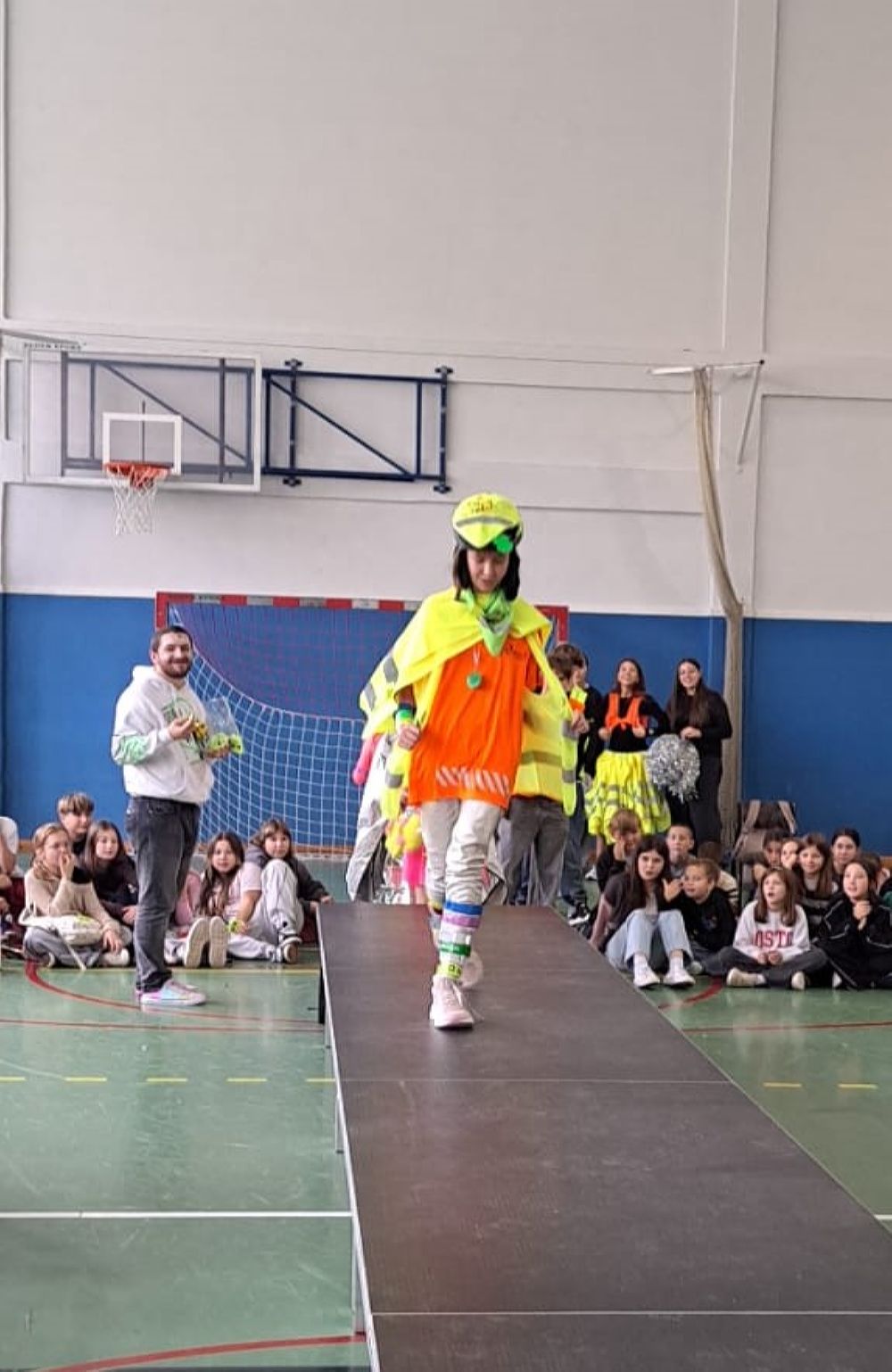 Odblaskowy pokaz mody (12)